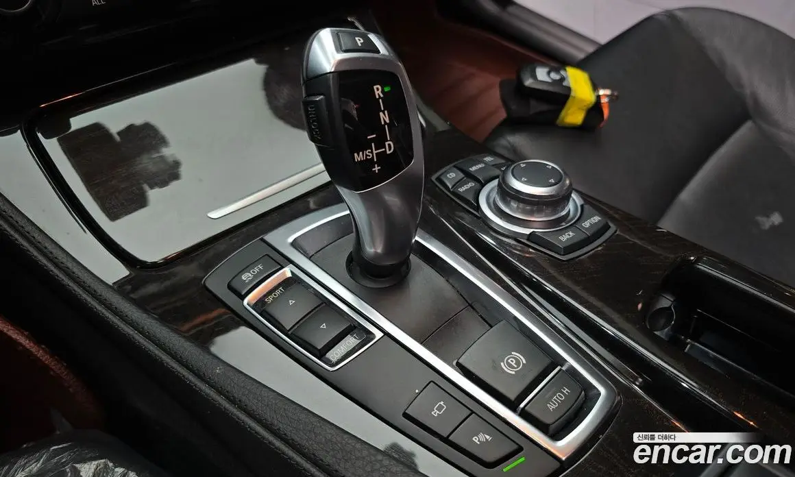 BMW 5 серия 2012 2.0 автомат (гидро), фото 9 BMW 5 серия 2012 2.0 автомат (гидро), фото 9
