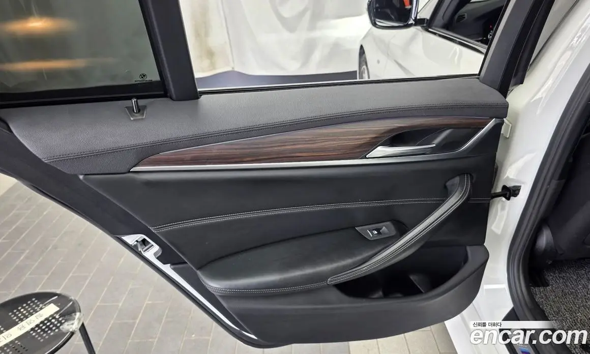 BMW 5 серия 2017 2.0 автомат (гидро), фото 15