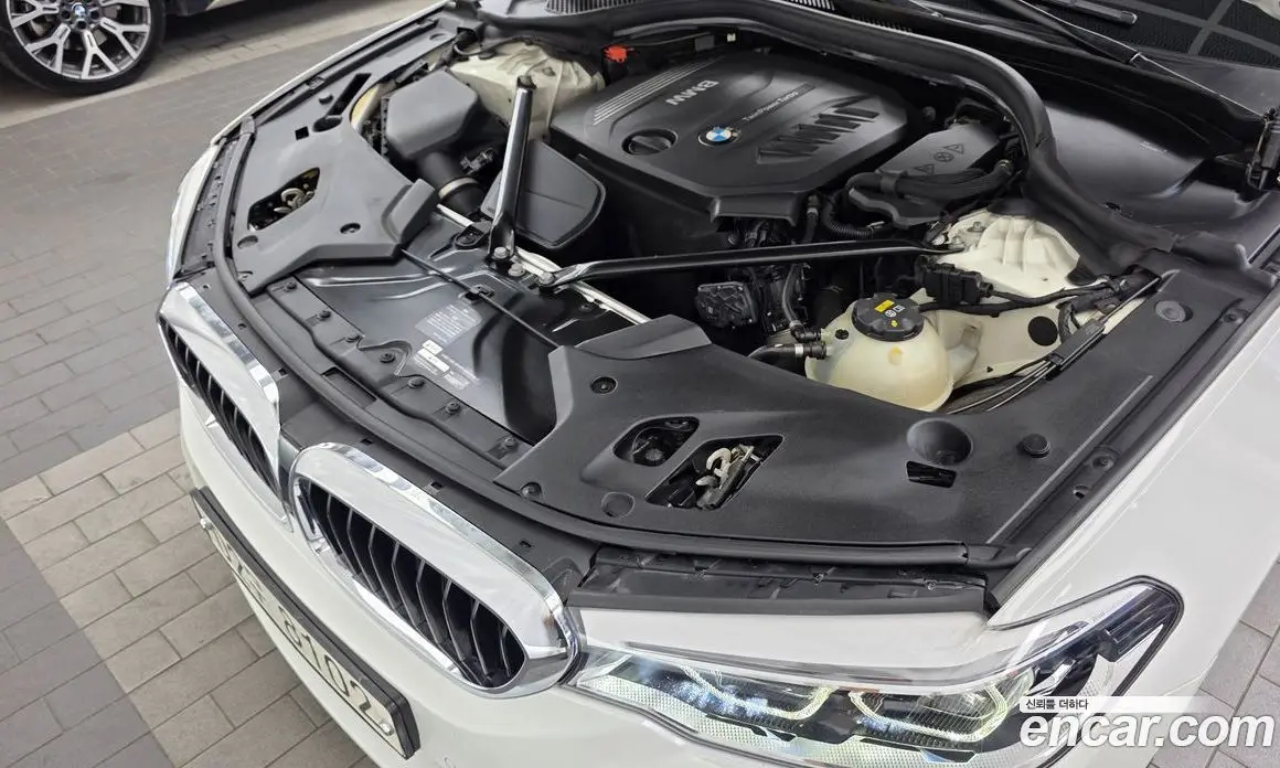 BMW 5 серия 2017 2.0 автомат (гидро), фото 6