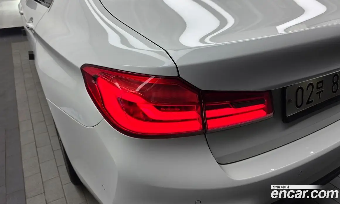 BMW 5 серия 2017 2.0 автомат (гидро), фото 9
