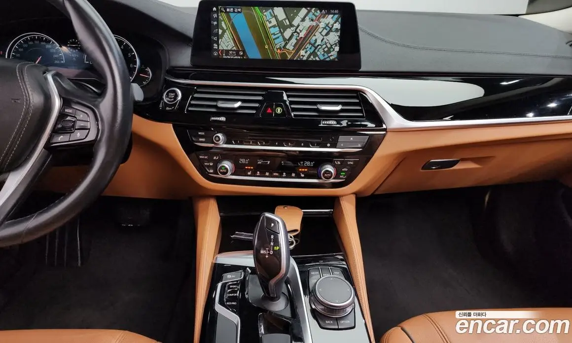 BMW 5 серия 2018 2.0 автомат (гидро), фото 15