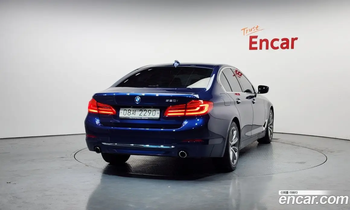 BMW 5 серия 2018 2.0 автомат (гидро), фото 4