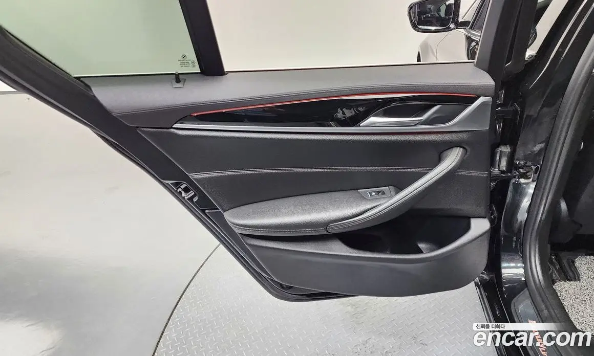 BMW 5 серия 2019 2.0 автомат (гидро), фото 15