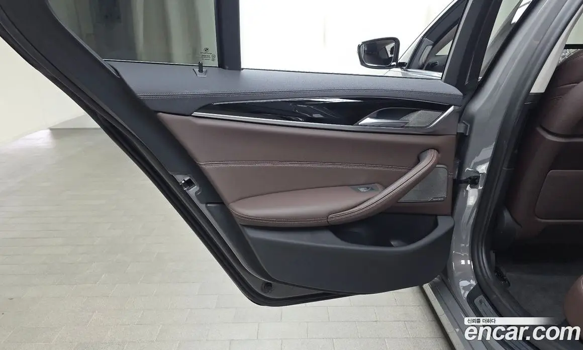 BMW 5 серия 2021 2.0 автомат (гидро), фото 15