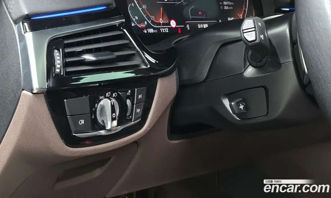 BMW 5 серия 2021 2.0 автомат (гидро), фото 30
