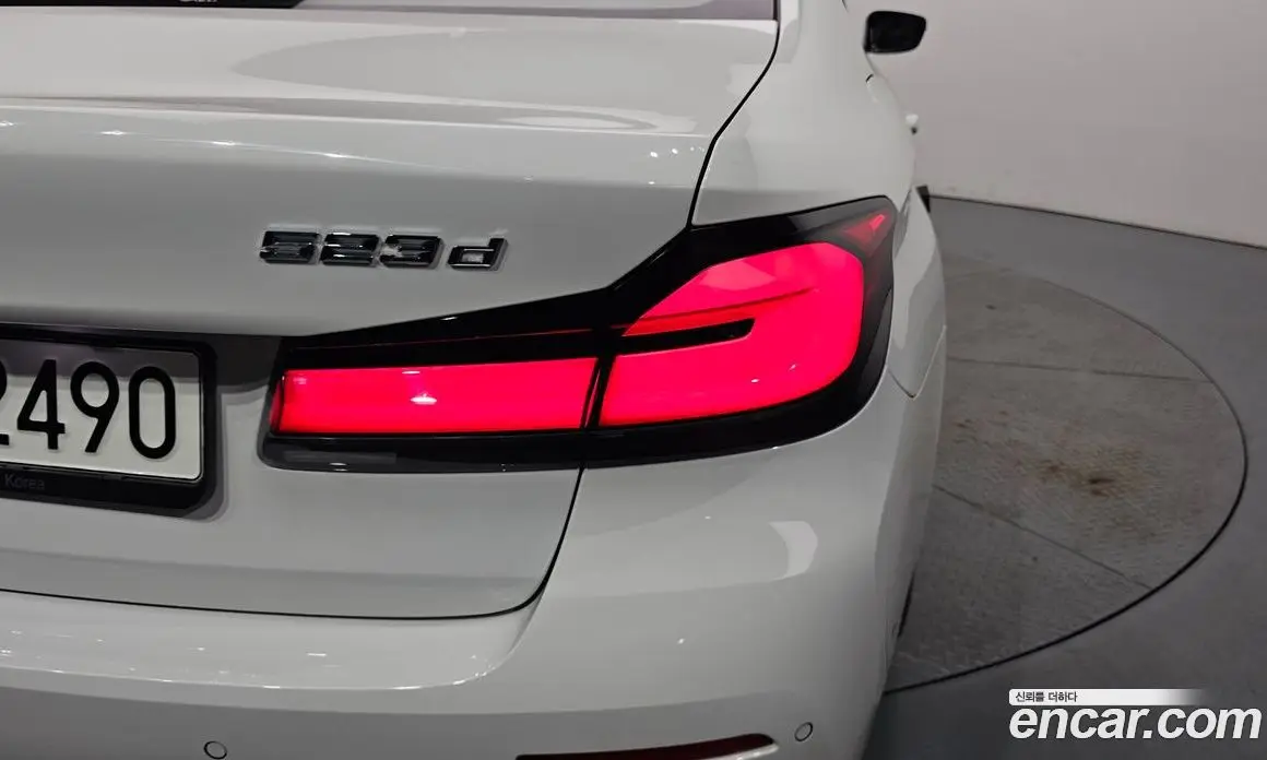 BMW 5 серия 2021 2.0 автомат (гидро), фото 9