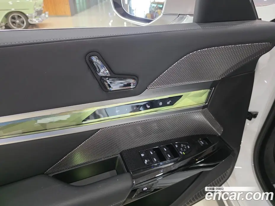 BMW 7 серия 2025 3.0 автомат (гидро), фото 13 BMW 7 серия 2025 3.0 автомат (гидро), фото 13