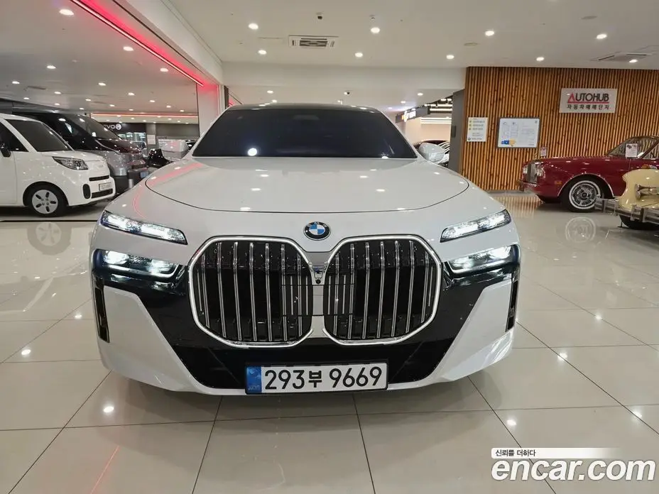 BMW 7 серия 2025 3.0 автомат (гидро), фото 3 BMW 7 серия 2025 3.0 автомат (гидро), фото 3