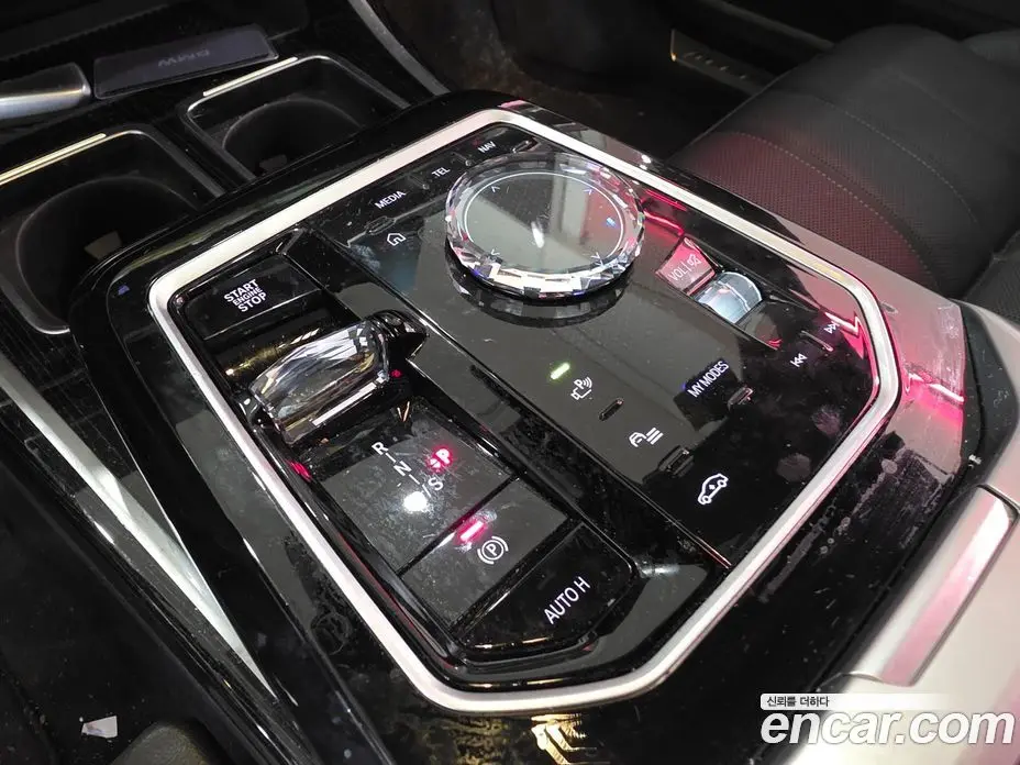 BMW 7 серия 2025 3.0 автомат (гидро), фото 9 BMW 7 серия 2025 3.0 автомат (гидро), фото 9