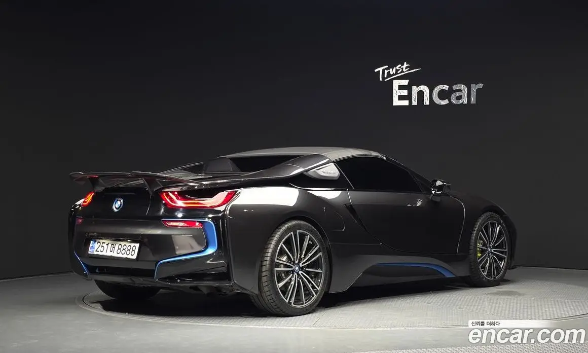 BMW i8 2019 1.5 автомат (гидро), фото 33 BMW i8 2019 1.5 автомат (гидро), фото 33