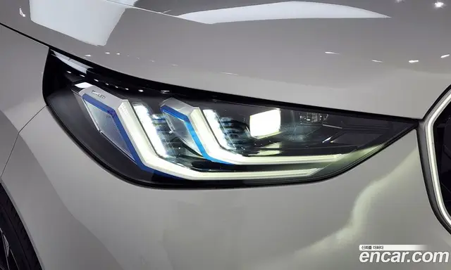 BMW X3 2025 2.0 автомат (гидро), миниатюра 8