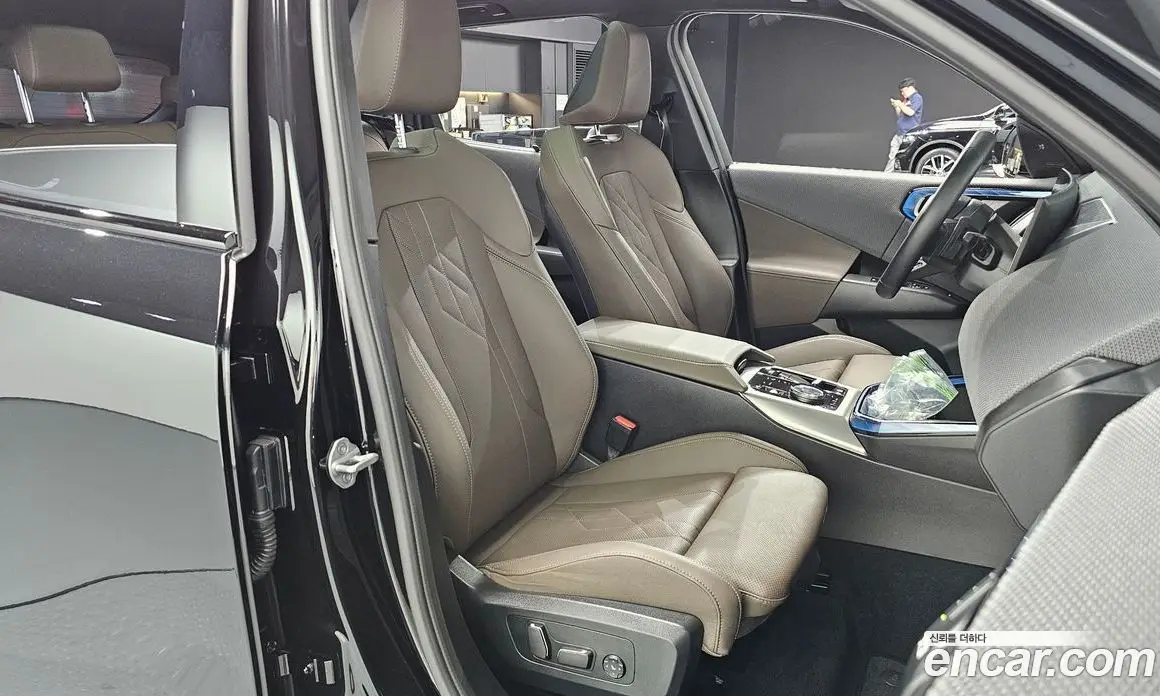 BMW X3 2025 2.0 автомат (гидро), фото 16 BMW X3 2025 2.0 автомат (гидро), фото 16