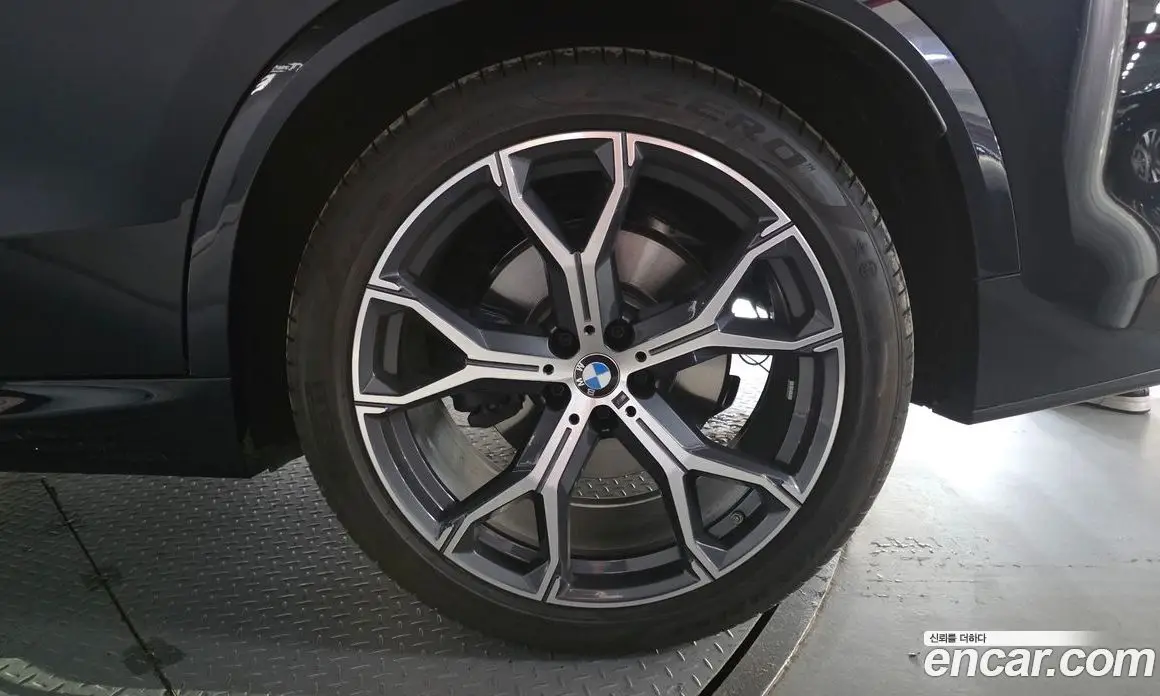 BMW X5 2025 3.0 автомат (гидро), фото 7