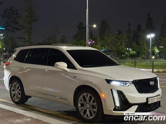Cadillac XT6, 2020, 74 080 км Cadillac XT6, 2020, 74 080 км