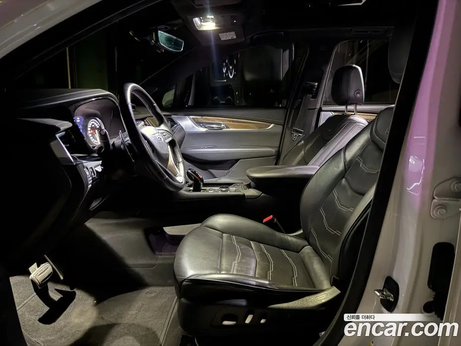 Cadillac XT6 2020 3.6 автомат (гидро), фото 8 Cadillac XT6 2020 3.6 автомат (гидро), фото 8