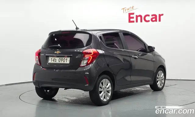 Chevrolet Spark 2016 1.0 автомат (гидро), миниатюра 2