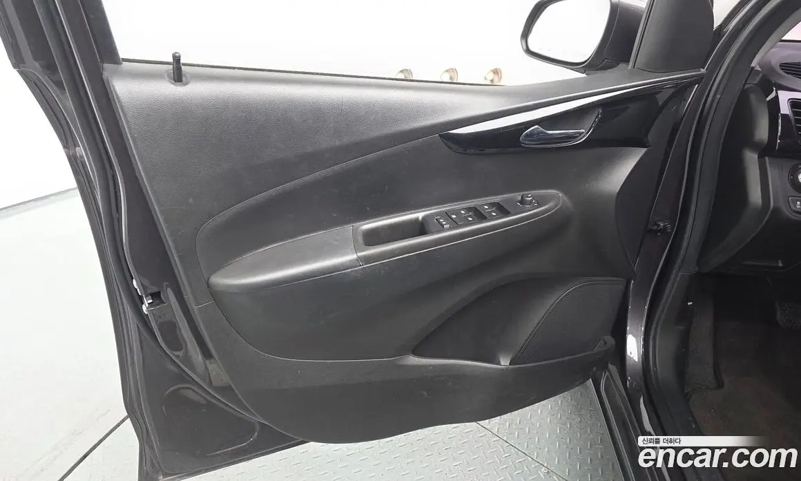 Chevrolet Spark 2016 1.0 автомат (гидро), фото 14