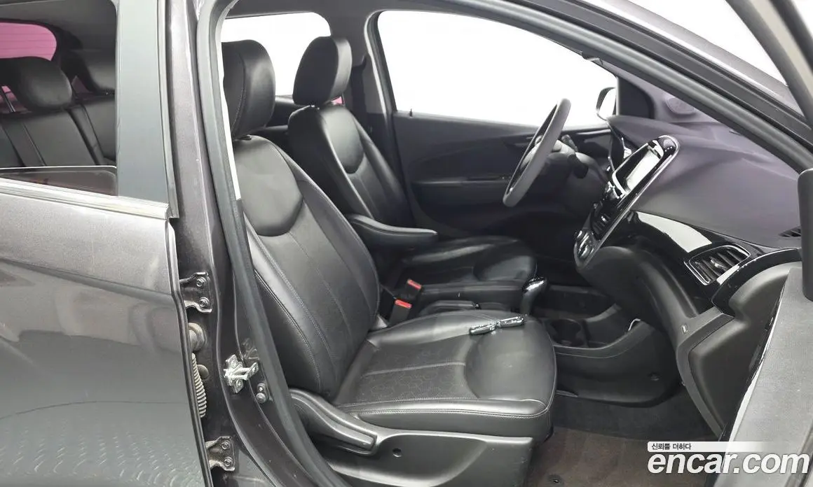 Chevrolet Spark 2016 1.0 автомат (гидро), фото 16