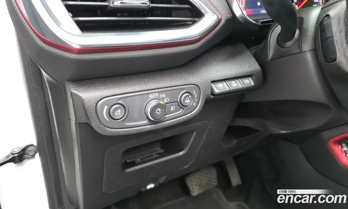Chevrolet TrailBlazer 2020 1.3 автомат (гидро), фото 26