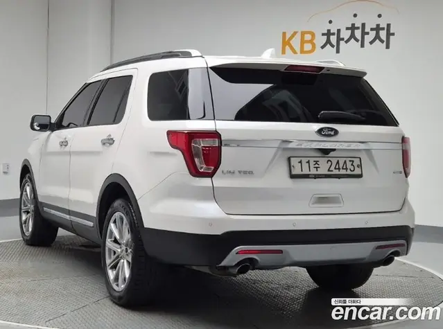 Ford Explorer 2015 2.3 автомат (гидро), миниатюра 2 Ford Explorer 2015 2.3 автомат (гидро), миниатюра 2