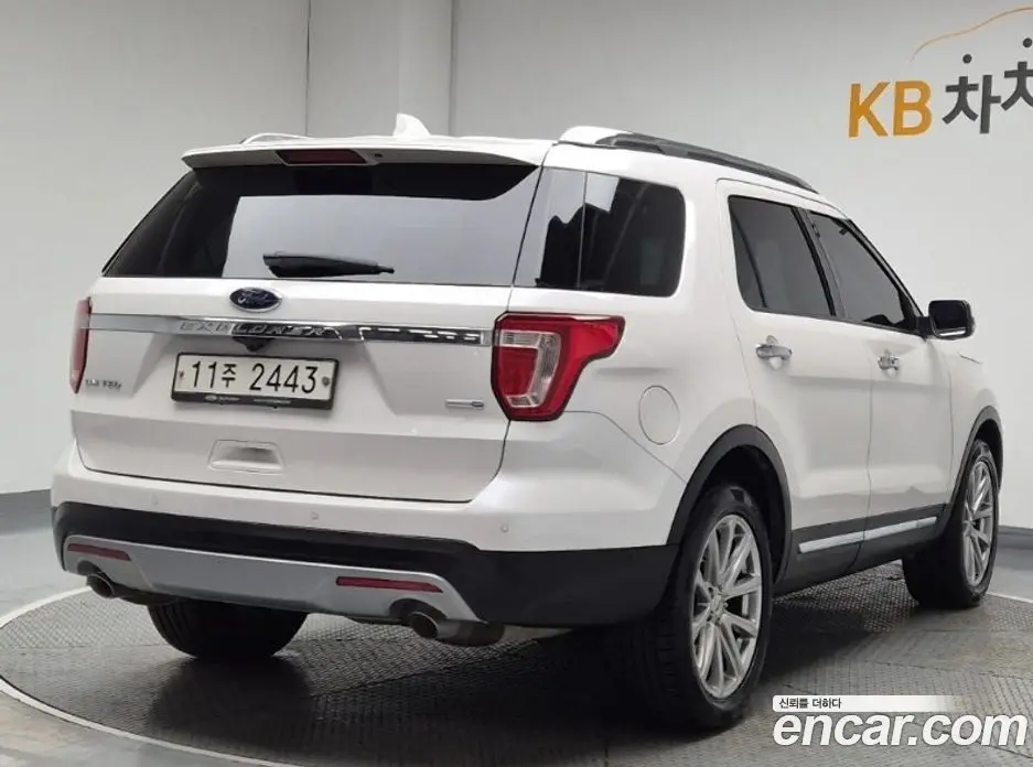 Ford Explorer 2015 2.3 автомат (гидро), фото 3 Ford Explorer 2015 2.3 автомат (гидро), фото 3