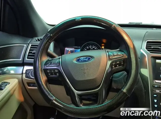 Ford Explorer 2015 2.3 автомат (гидро), миниатюра 9 Ford Explorer 2015 2.3 автомат (гидро), миниатюра 9