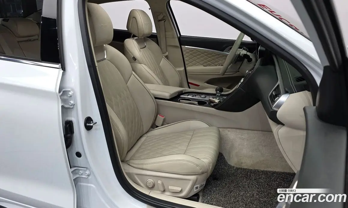 Genesis G70 2022 2.0 автомат (гидро), фото 11 Genesis G70 2022 2.0 автомат (гидро), фото 11