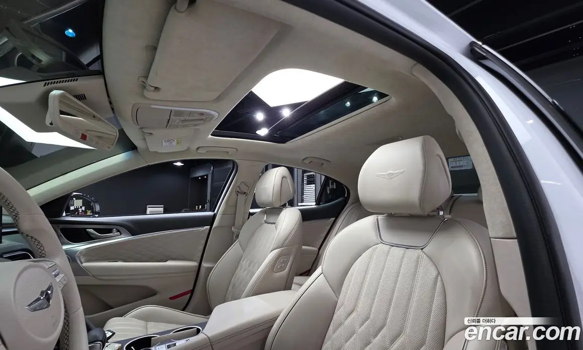 Genesis G70 2022 2.0 автомат (гидро), фото 18 Genesis G70 2022 2.0 автомат (гидро), фото 18