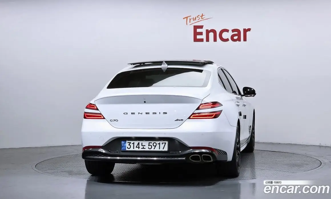 Genesis G70 2022 2.0 автомат (гидро), фото 4 Genesis G70 2022 2.0 автомат (гидро), фото 4