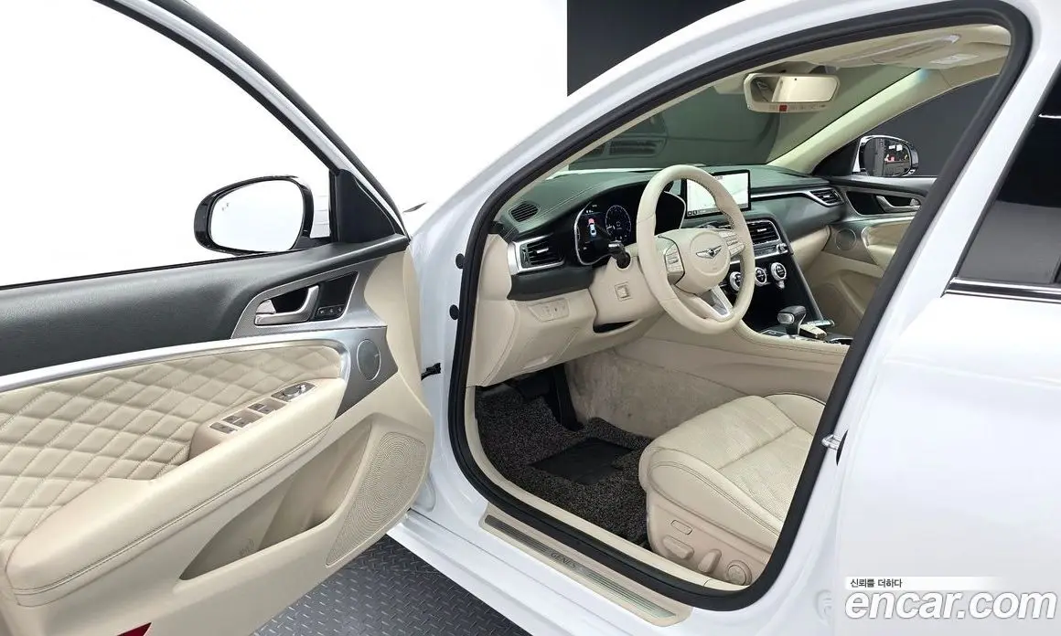 Genesis G70 2022 2.0 автомат (гидро), фото 10 Genesis G70 2022 2.0 автомат (гидро), фото 10