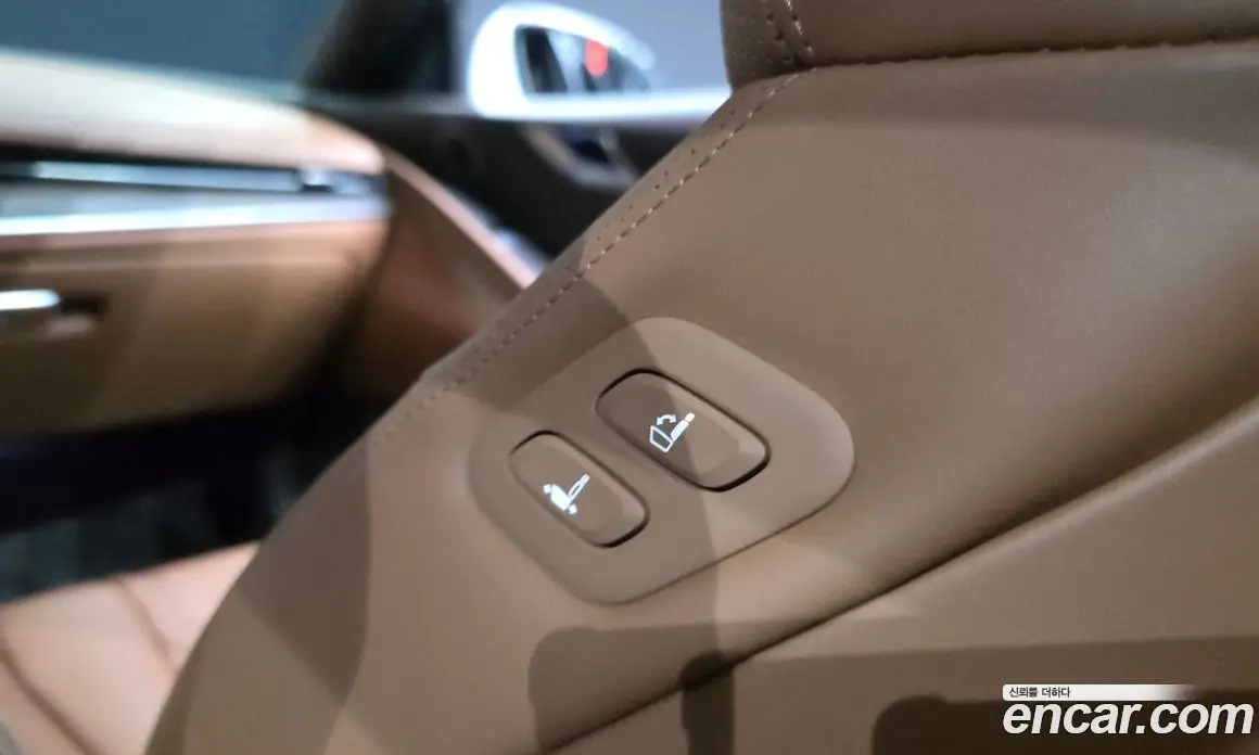 Genesis G80 2023 2.5 автомат (гидро), фото 30 Genesis G80 2023 2.5 автомат (гидро), фото 30