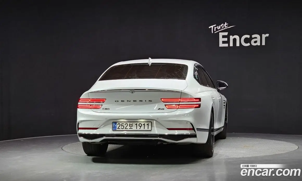Genesis G80 2024 2.5 автомат (гидро), фото 4