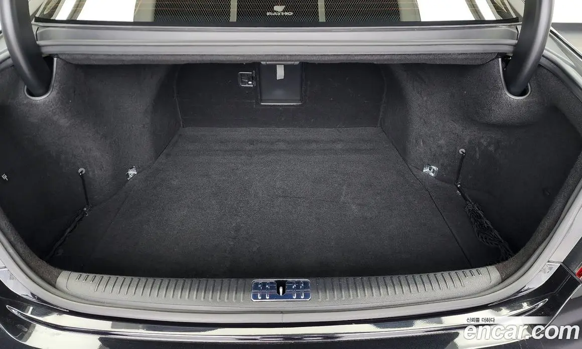 Genesis G90 2020 3.8 автомат (гидро), фото 20 Genesis G90 2020 3.8 автомат (гидро), фото 20