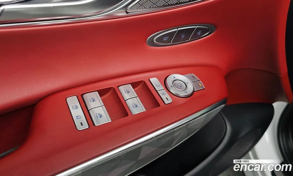 Genesis GV70 2021 2.5 автомат (гидро), фото 24