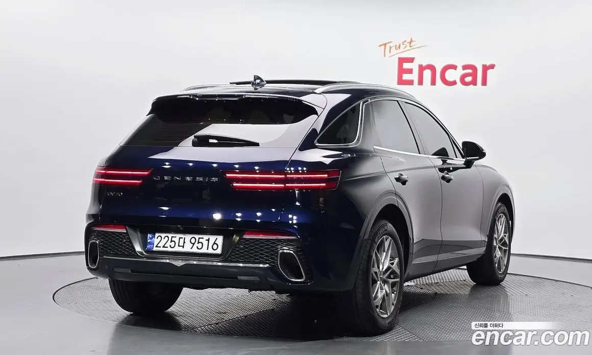 Genesis GV70 2022 2.5 автомат (гидро), фото 2 Genesis GV70 2022 2.5 автомат (гидро), фото 2