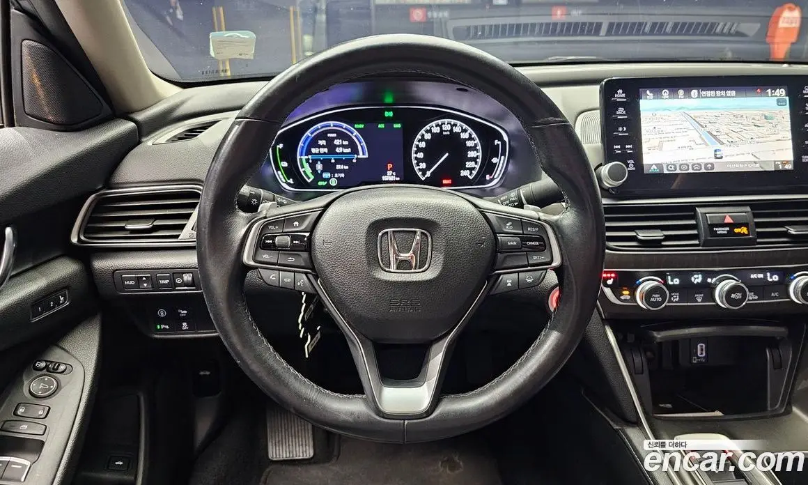 Honda Accord 2018 2.0 автомат (гидро), фото 13