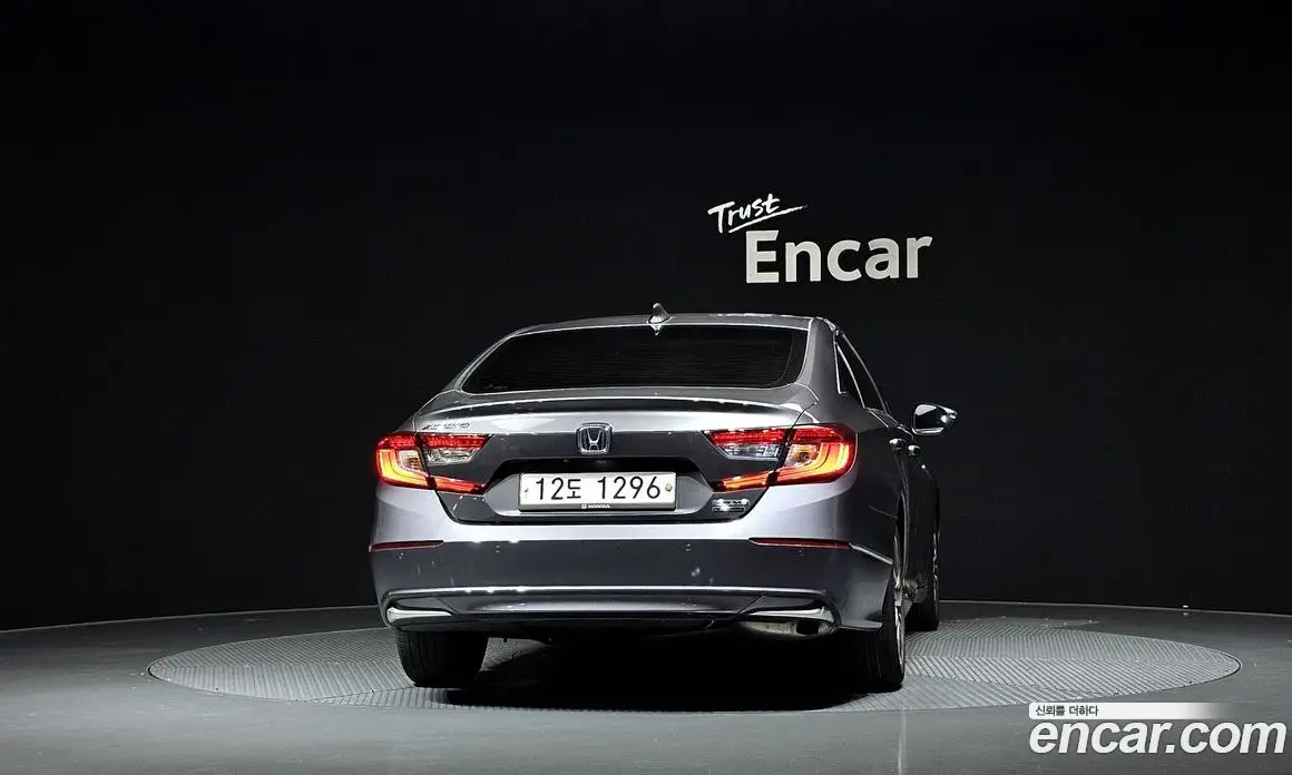 Honda Accord 2018 2.0 автомат (гидро), фото 4