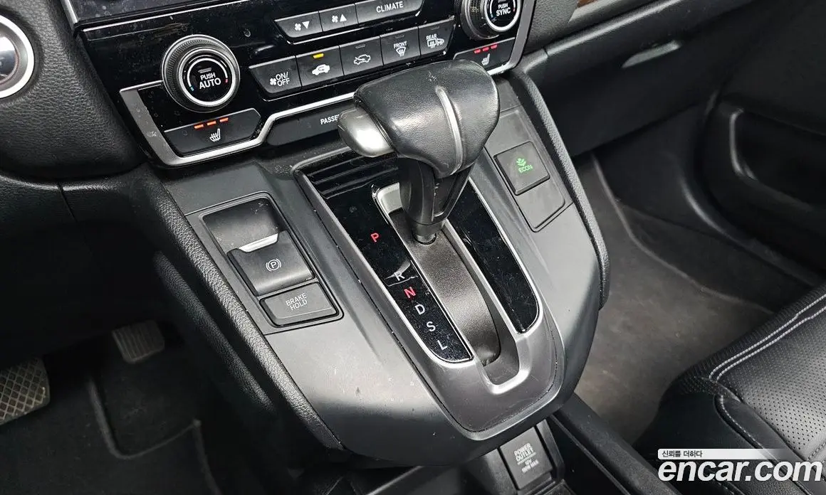 Honda CR-V 2017 1.5 автомат (гидро), фото 9
