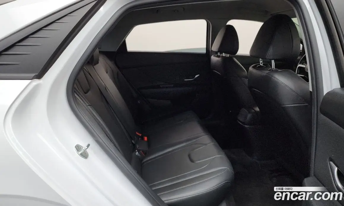 Hyundai Avante 2021 1.6 автомат (гидро), фото 17 Hyundai Avante 2021 1.6 автомат (гидро), фото 17