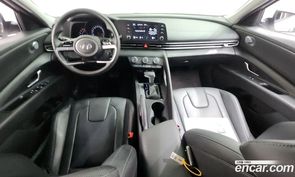Hyundai Avante 2021 1.6 автомат (гидро), фото 10 Hyundai Avante 2021 1.6 автомат (гидро), фото 10