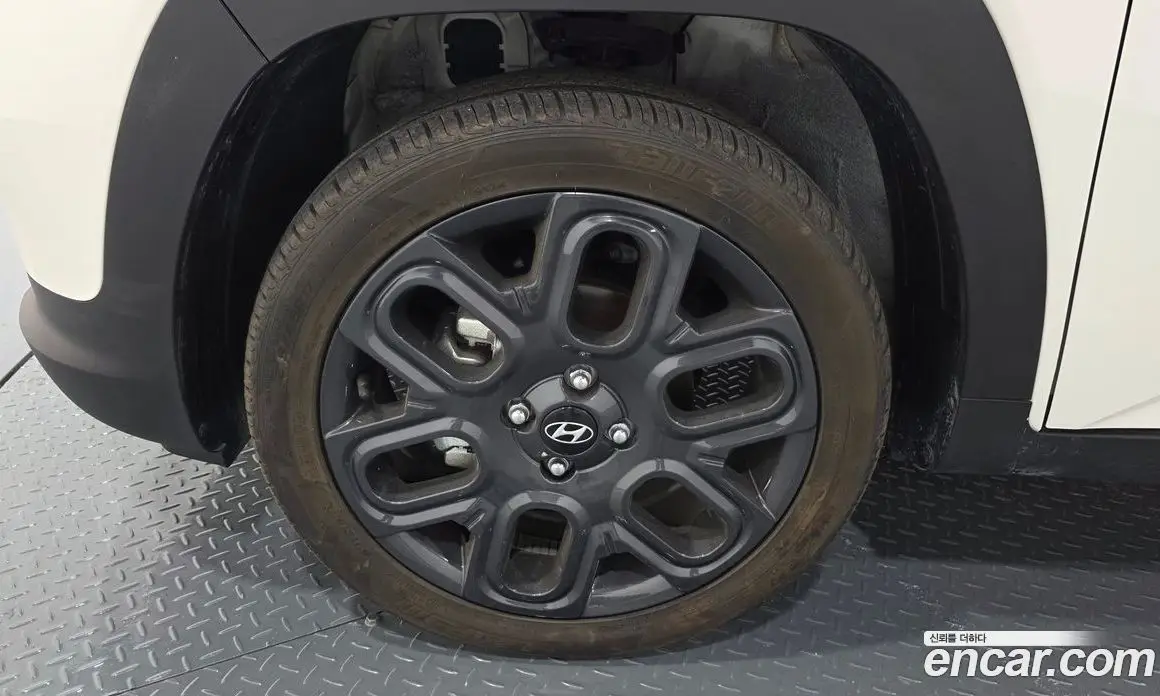 Hyundai Casper 2024 1.0 автомат (гидро), фото 5