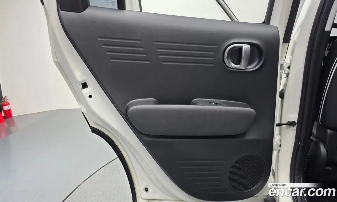 Hyundai Casper 2024 1.0 автомат (гидро), фото 15
