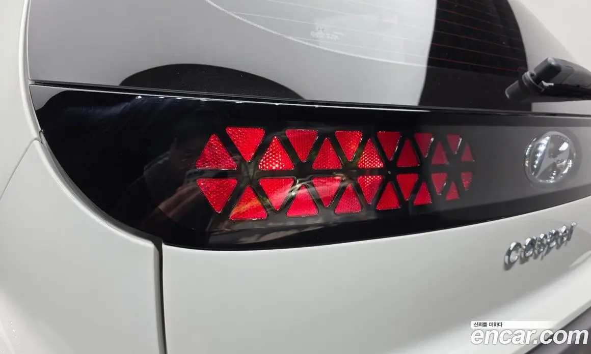 Hyundai Casper 2024 1.0 автомат (гидро), фото 9