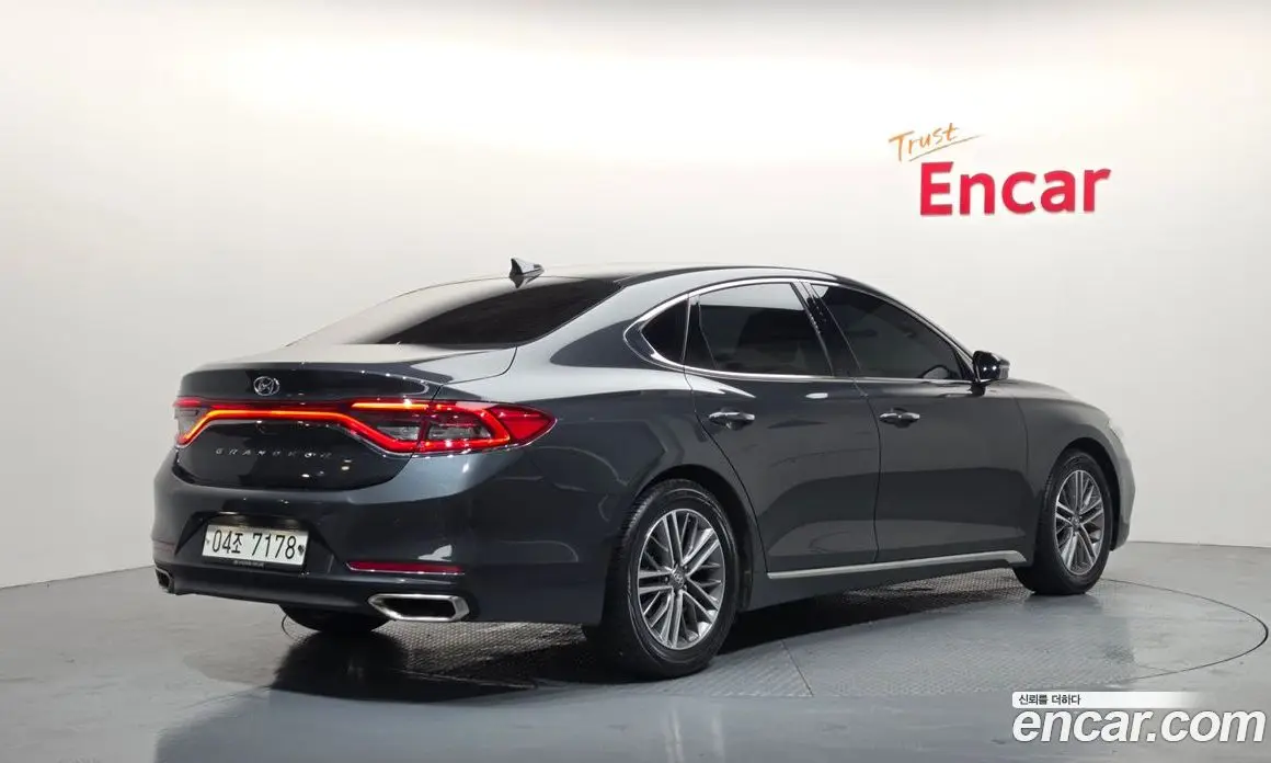 Hyundai Grandeur 2019 2.4 автомат (гидро), фото 2 Hyundai Grandeur 2019 2.4 автомат (гидро), фото 2