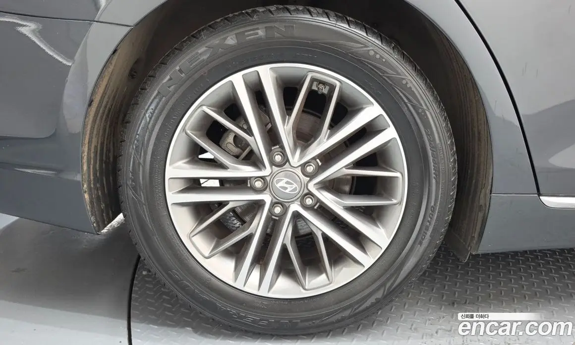 Hyundai Grandeur 2019 2.4 автомат (гидро), фото 5 Hyundai Grandeur 2019 2.4 автомат (гидро), фото 5
