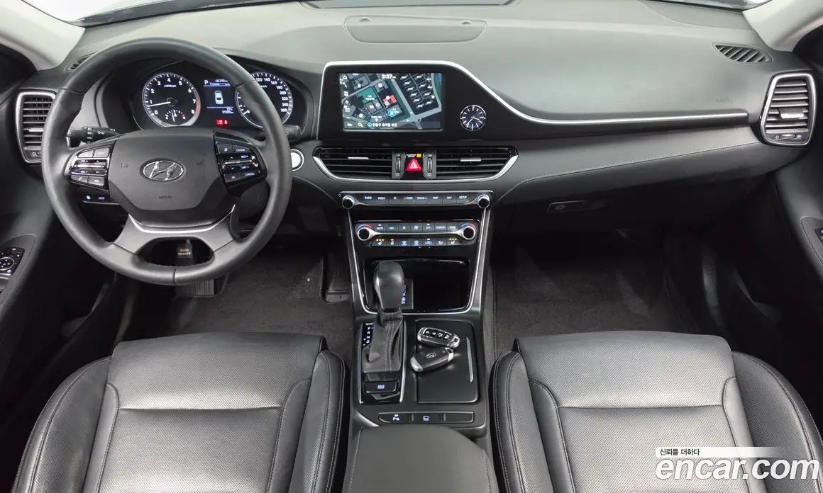 Hyundai Grandeur 2019 2.4 автомат (гидро), фото 7 Hyundai Grandeur 2019 2.4 автомат (гидро), фото 7