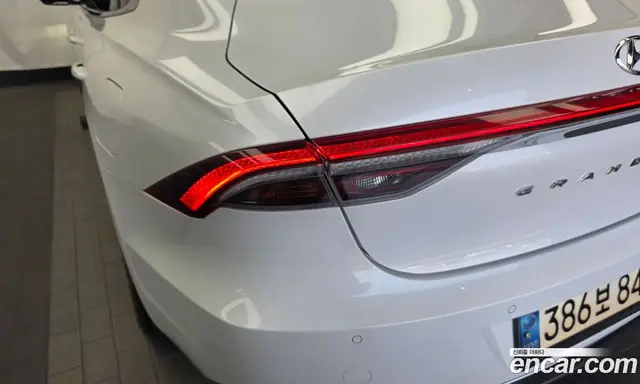Hyundai Grandeur 2021 2.5 автомат (гидро), миниатюра 9