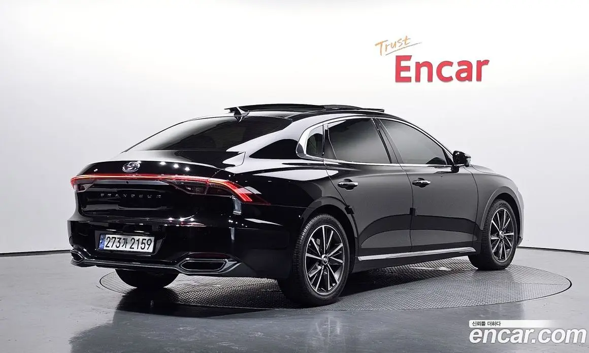 Hyundai Grandeur 2022 2.5 автомат (гидро), фото 1 Hyundai Grandeur 2022 2.5 автомат (гидро), фото 1