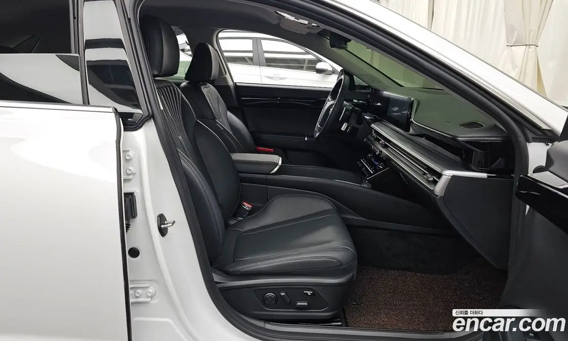 Hyundai Grandeur 2024 2.5 автомат (гидро), фото 16 Hyundai Grandeur 2024 2.5 автомат (гидро), фото 16