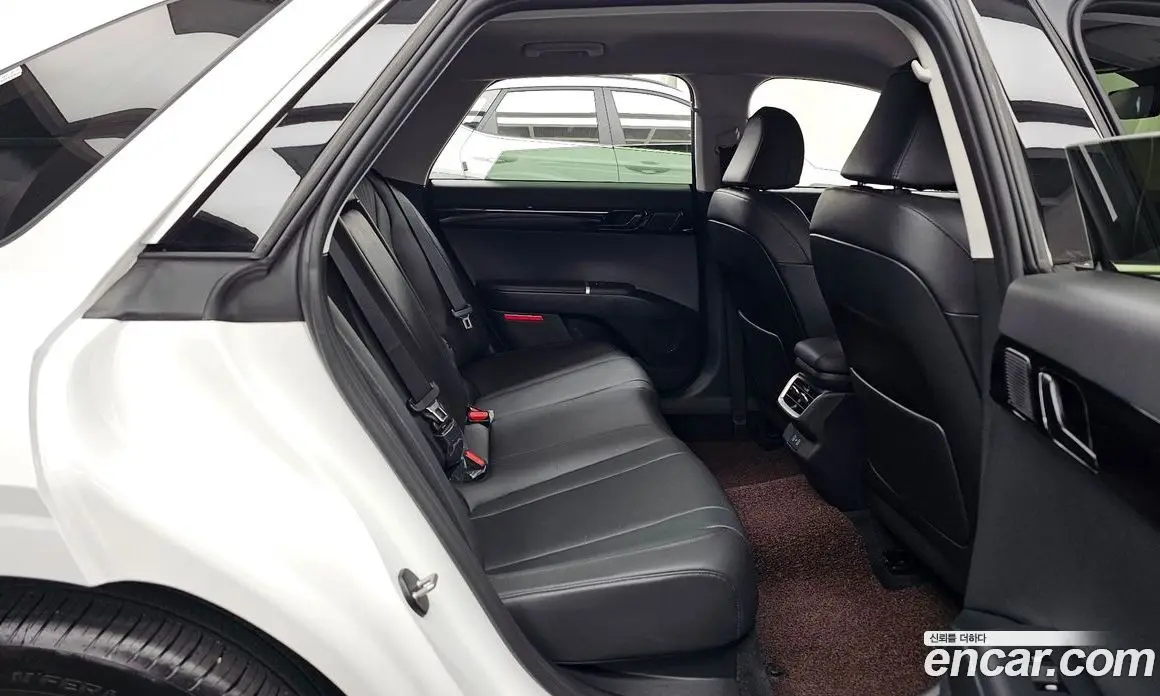 Hyundai Grandeur 2024 2.5 автомат (гидро), фото 17 Hyundai Grandeur 2024 2.5 автомат (гидро), фото 17